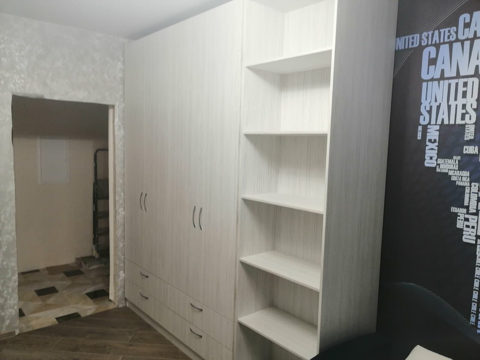 Заказывали в Арт Гран два шкафа, стол письменный и... — фото 3