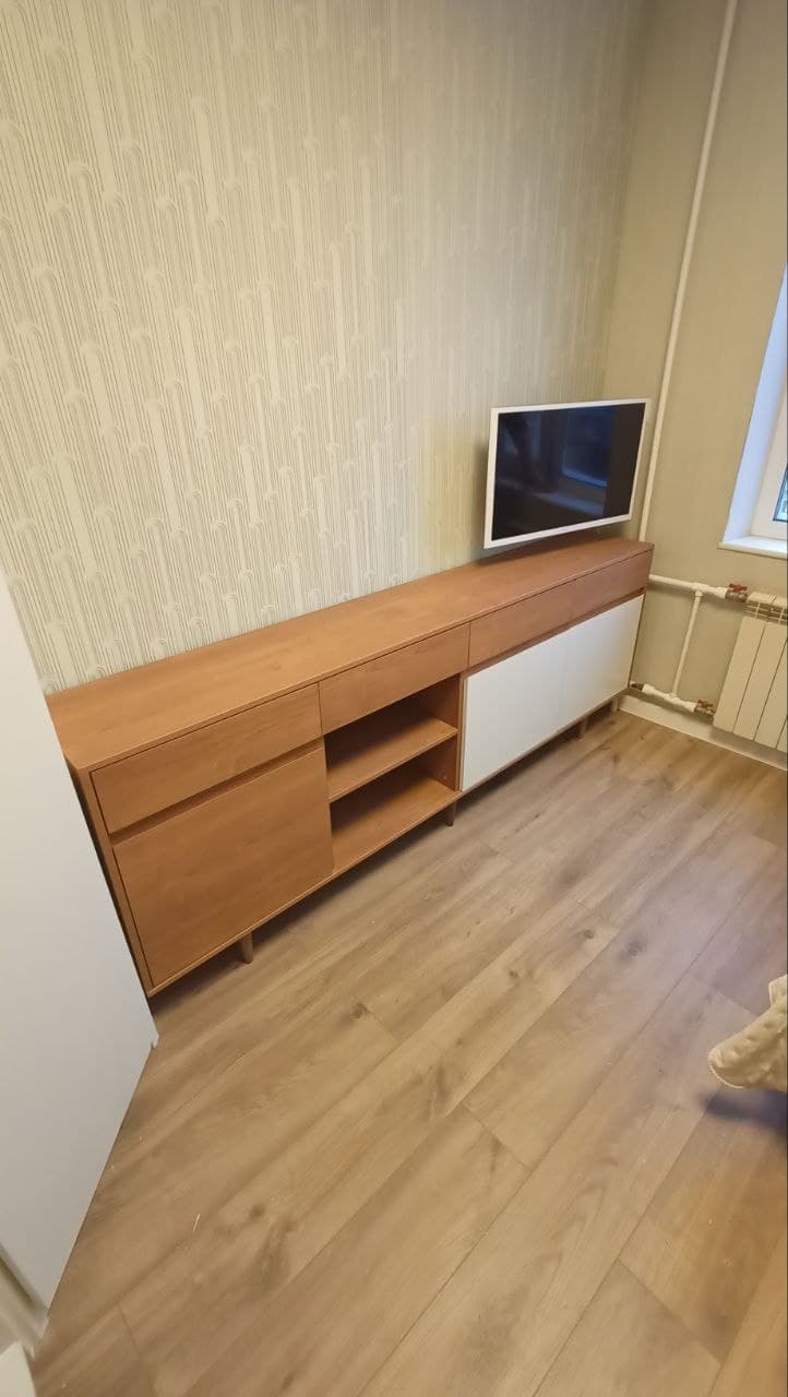 Небольшая, но интересная тумбочка — фото 4